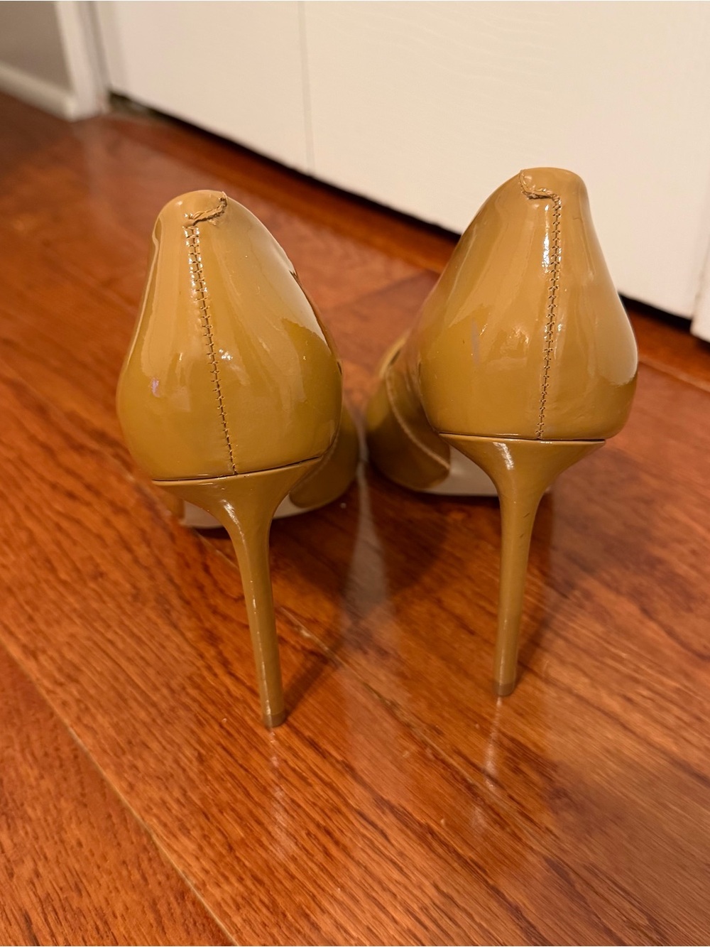Steve Madden Patent Leather Tan Pointed Toe Stiletto Heels - Picture 4 of 8